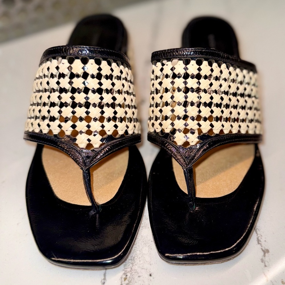 Tory Burch Black and Cream Sandals